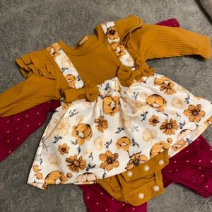 SHEIN dress (0-3) months size 62